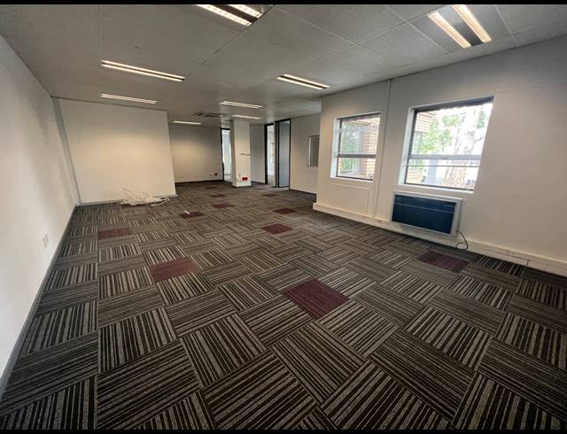 270M² OFFICE TO LET IN ILLOVO